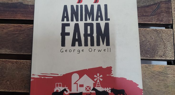 BOOK REVIEW - Animal Farm - George Orwell - CBSE Class Notes Online -  Classnotes123